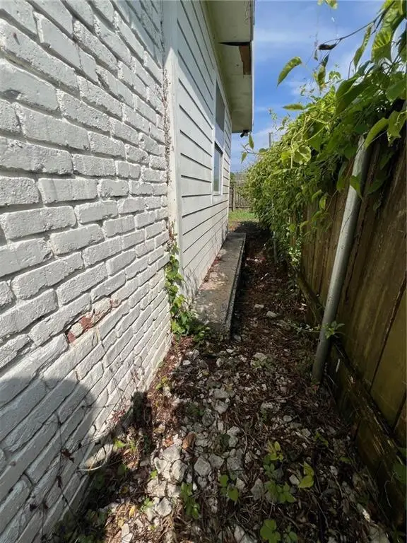 1927 Flood Street, New Orleans, LA 70117 - Image #3