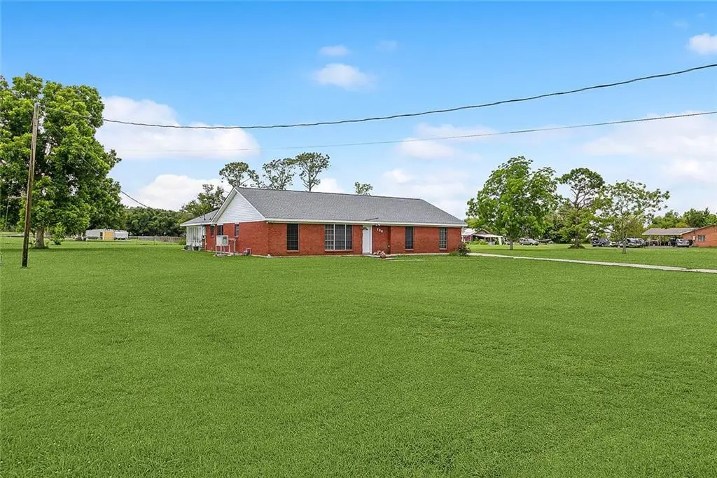 136 Michael Drive, Des Allemands, LA 70030 - Image #1
