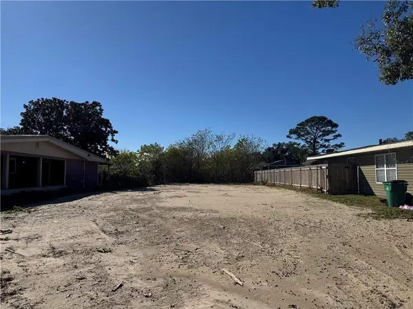 8008 Versailles Street, Metairie, LA 70003