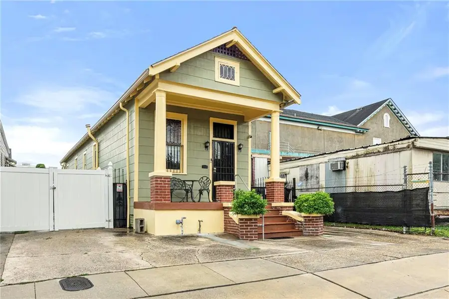 2715 Palmyra Street, New Orleans, LA 70119 - Image #3