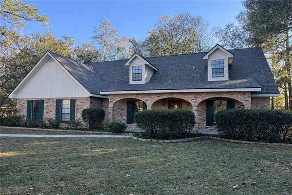 101 E Queensbury Drive, Slidell, LA 70461