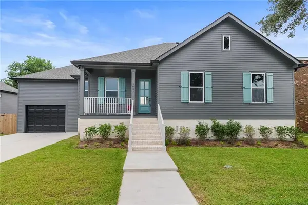 3937 Dominique Drive, Chalmette, LA 70043