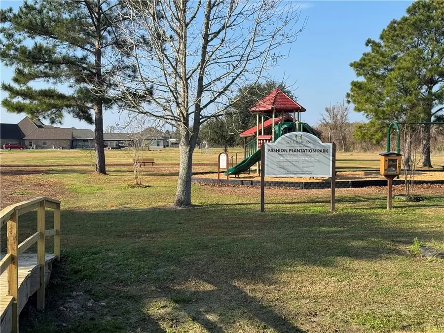 103 General Taylor Drive, Hahnville, LA 70057 - Image #3