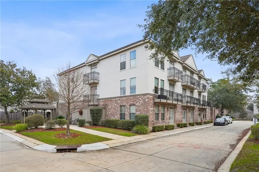 827 Autumn Place #203, Mandeville, LA 70471 - Image #2
