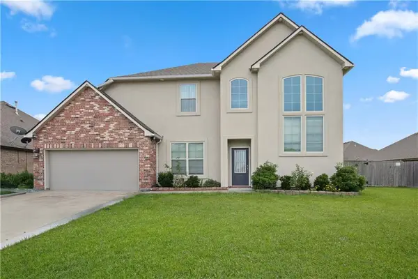 504 Lakeshore Village Lane, Slidell, LA 70461