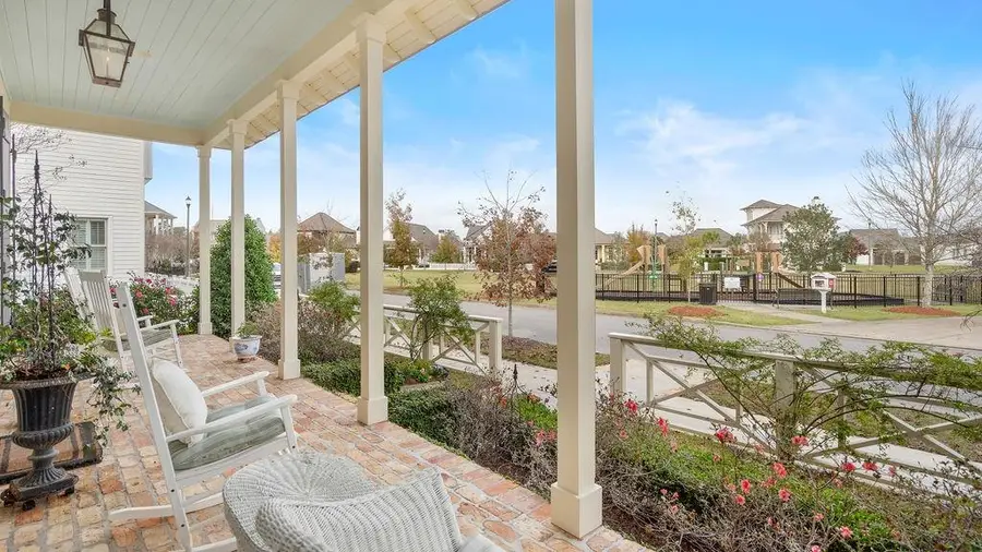 909 Tezcucco Court, Covington, LA 70433 - Image #2