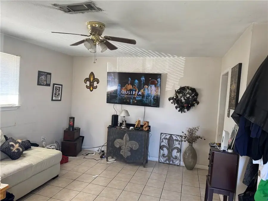 8631 33 Dinkins Street, New Orleans, LA 70127 - Image #2