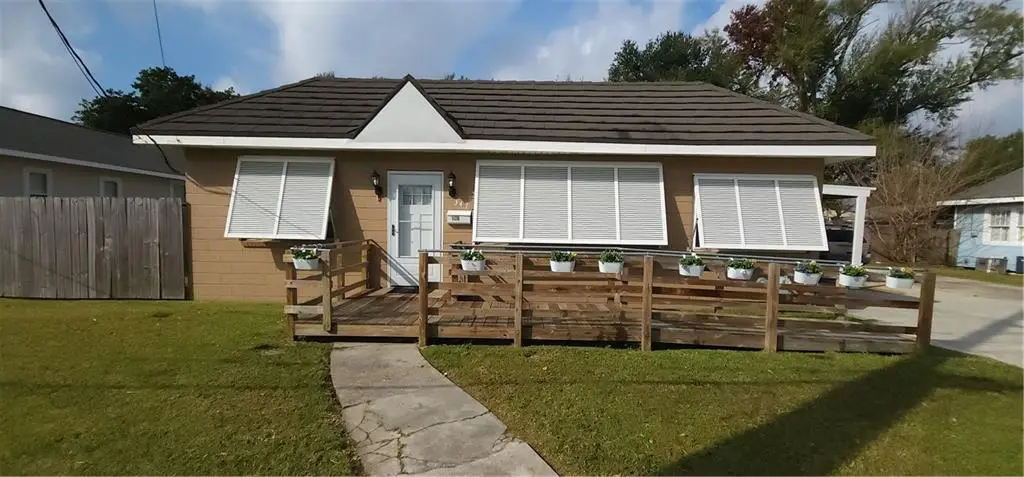 347 Goodhope Street, Norco, LA 70079 - Image #1