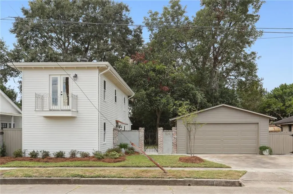 514 Perry Street, Gretna, LA 70053 - Image #1