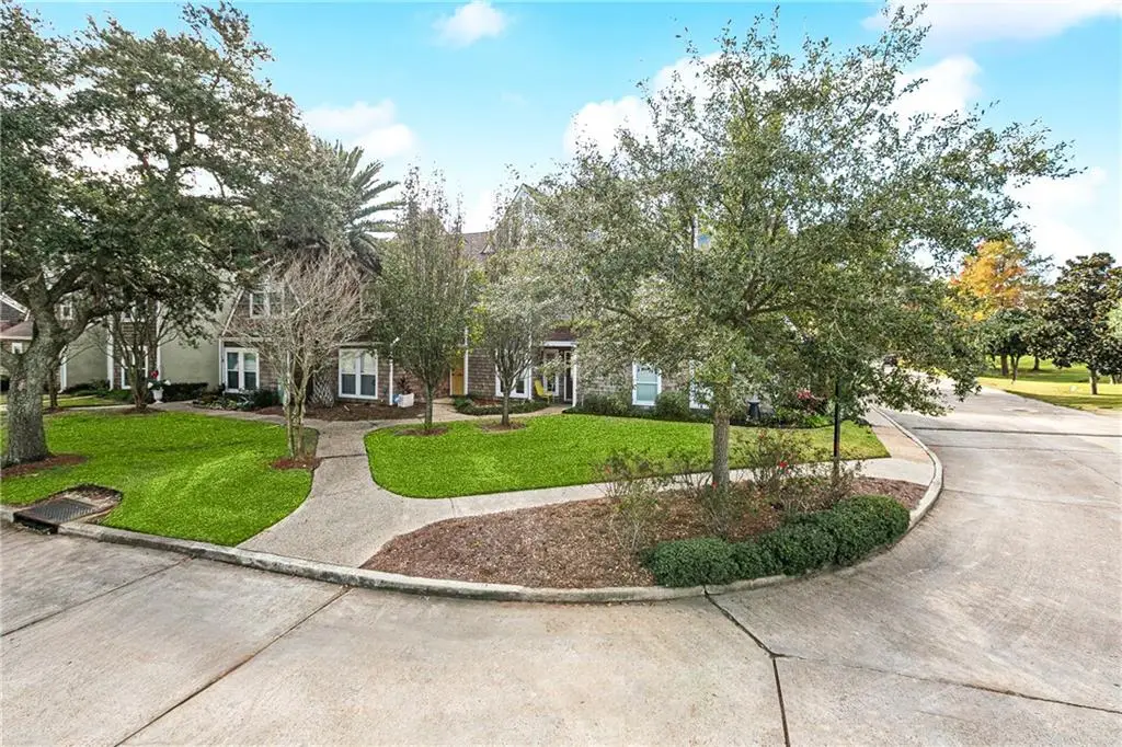 22 N Mariners Cove, New Orleans, LA 70124 - Image #1