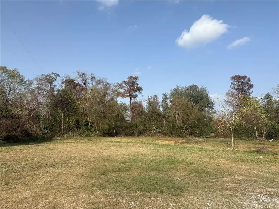 3898 Veronica Street, Chalmette, LA 70043 - Image #2