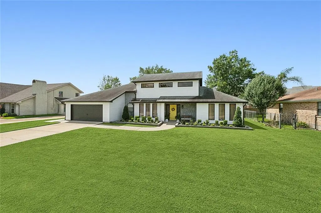 1800 Lake Salvador Drive, Harvey, LA 70058 - Image #1