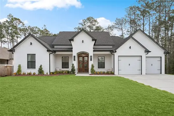 420 Belle Pointe Drive, Madisonville, LA 70447