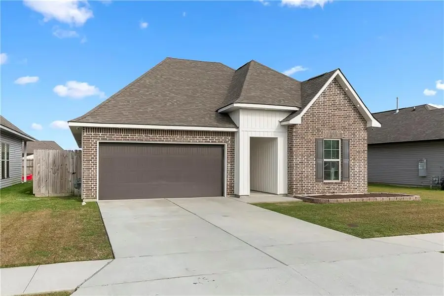 2604 Bayou Chene Drive, Marrero, LA 70072 - #2