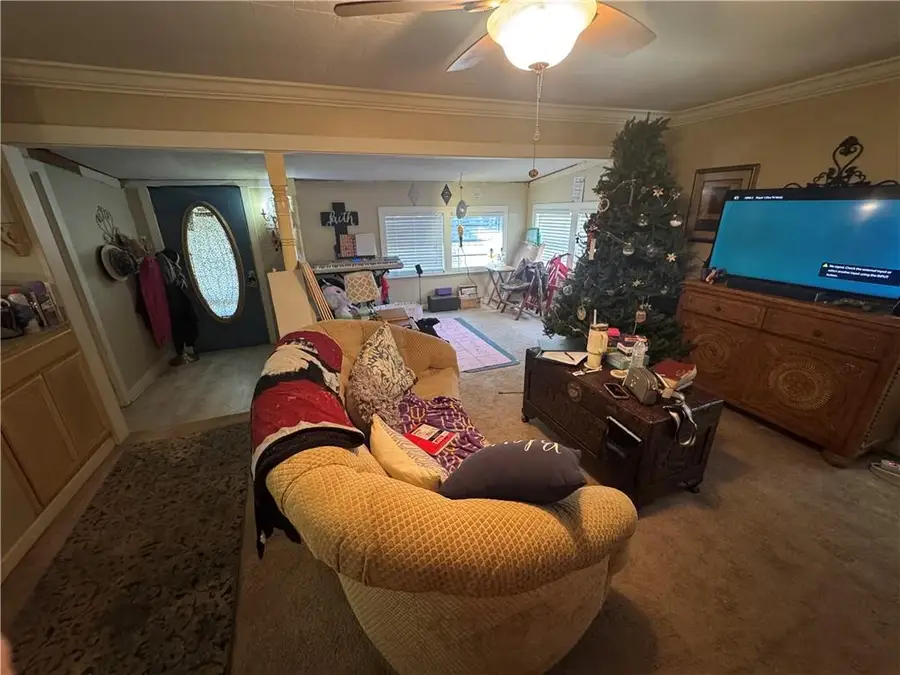 1631 Willett Street, Pollock, LA 71467 - Image #2