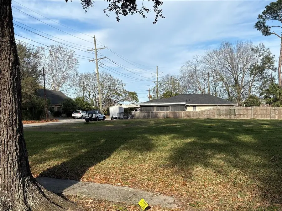 Willow Drive, Gretna, LA 70053 - Image #2
