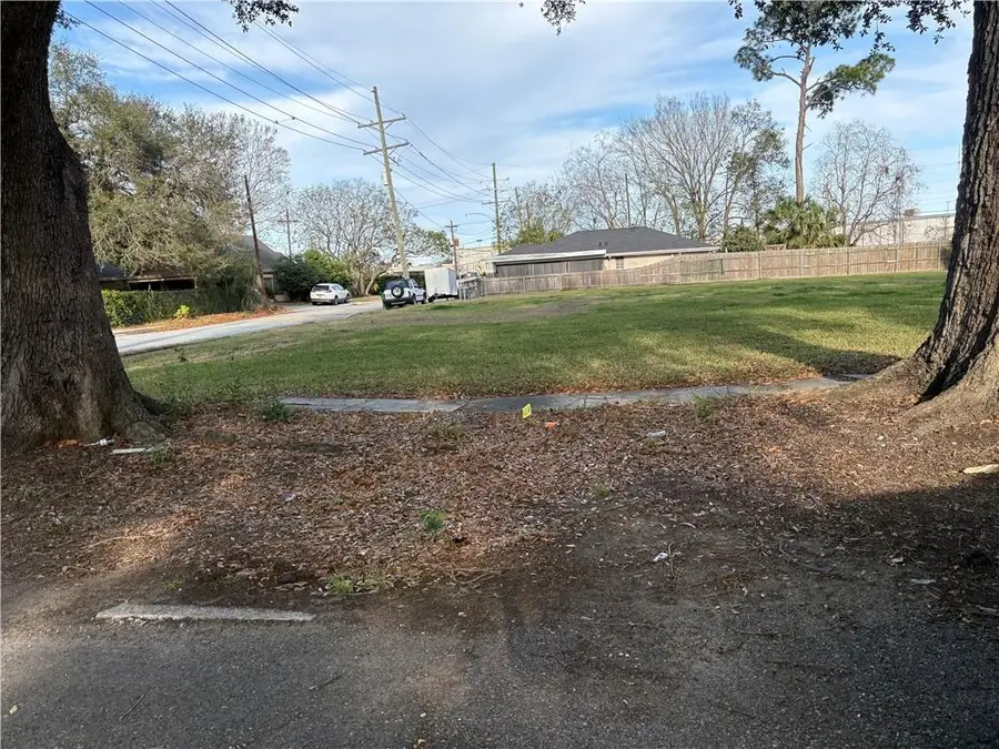 Willow Drive, Gretna, LA 70053 - Image #3