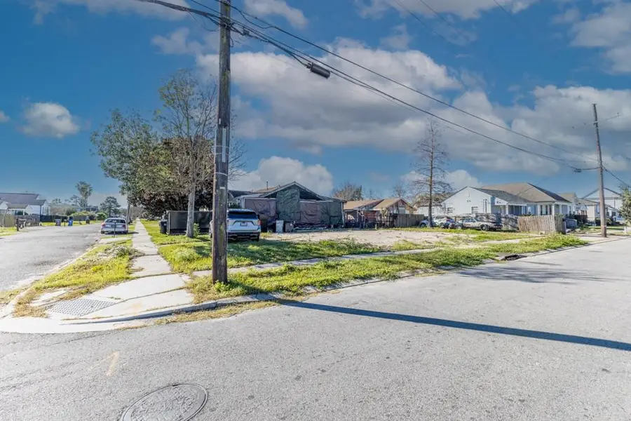 6040 Painters Street, New Orleans, LA 70122 - #3