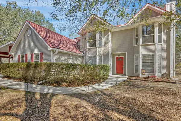 28555 Persimmon Lane, Abita Springs, LA 70420