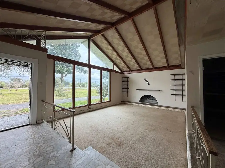 1431 Crescent Avenue, Lockport, LA 70374 - #2