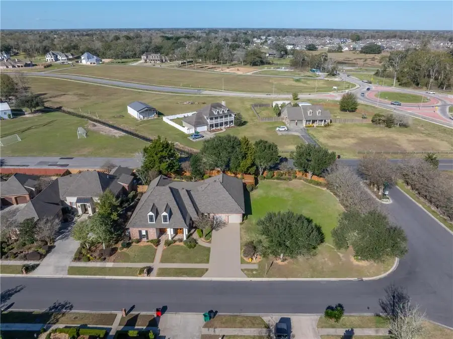 100 & 102 Brahmwell Court, Lafayette, LA 70508 - Image #2
