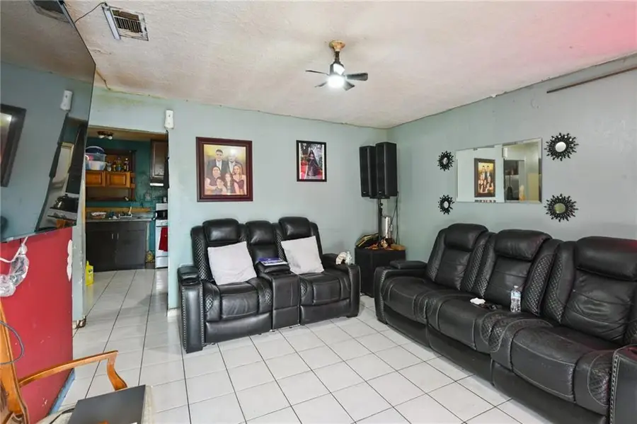 1016 Aquavit Street, Gretna, LA 70053 - Image #2