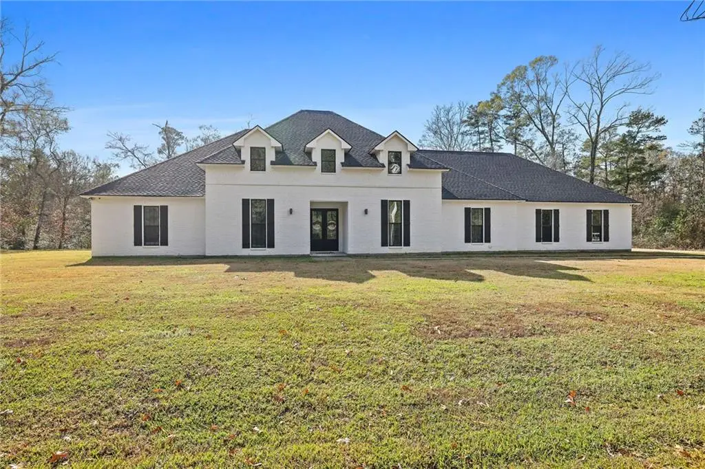 17045 Burks Avenue, Greenwell Springs, LA 70739 - Image #1