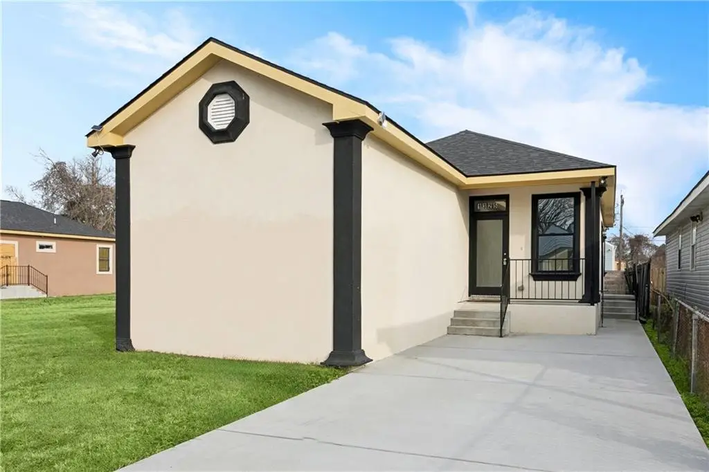 1325 Charbonnet Street, New Orleans, LA 70117 - Image #1