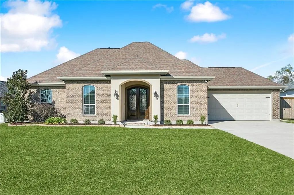 108 Edna Drive, Des Allemands, LA 70030 - Image #1