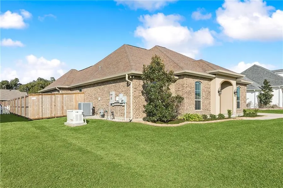 108 Edna Drive, Des Allemands, LA 70030 - Image #2