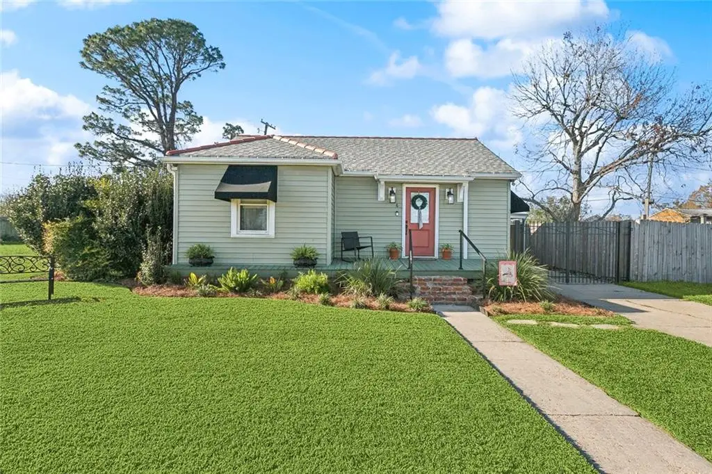 6 Gibbs Drive, Chalmette, LA 70043 - #1