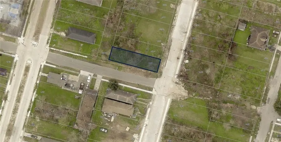 2502 Lamanche Street, New Orleans, LA 70117 - #2