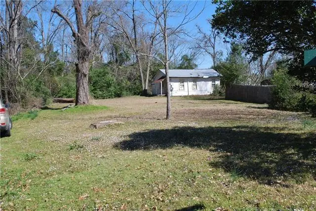 203 E Elm Street, Winnfield, LA 71483 - #1