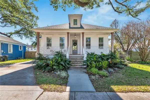 1618 Charlton Drive, New Orleans, LA 70122
