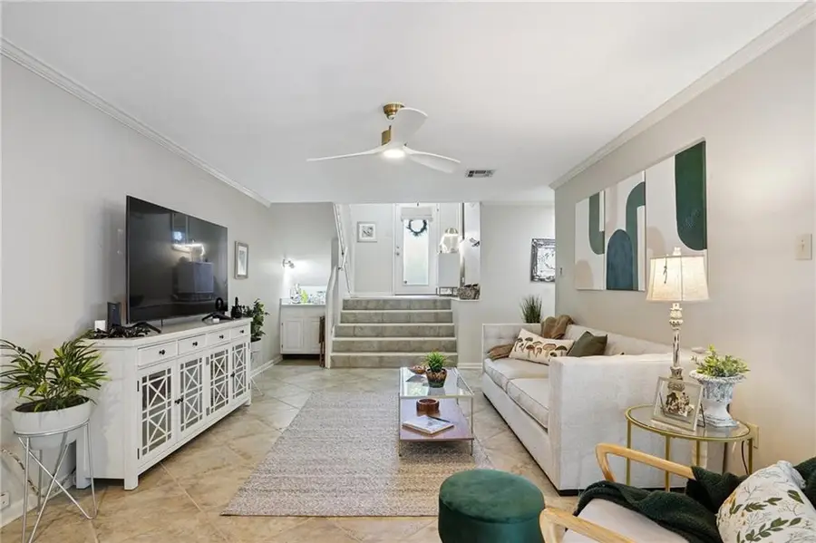 605 Colbert Street #10, Mandeville, LA 70448 - #2