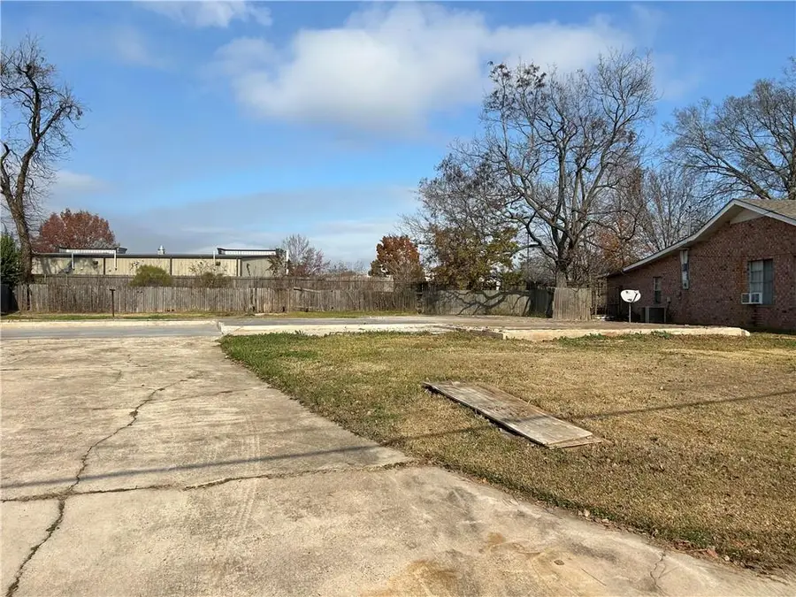 3219 Redwood Drive, Alexandria, LA 71301 - Image #2