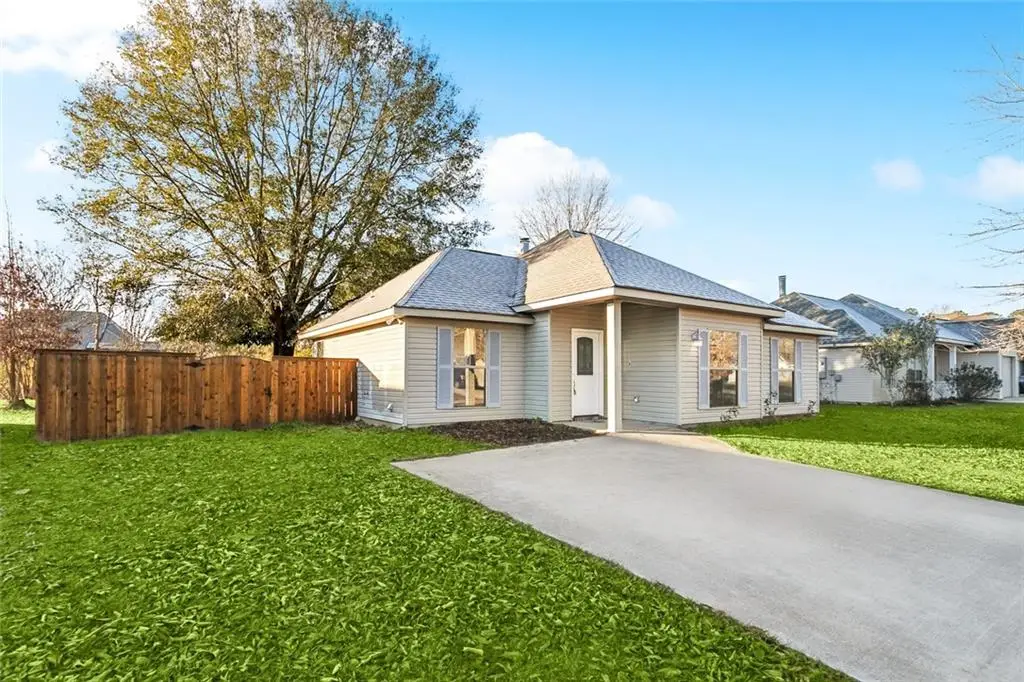 28472 Rosedust Ln Lane, Ponchatoula, LA 70454 - #1