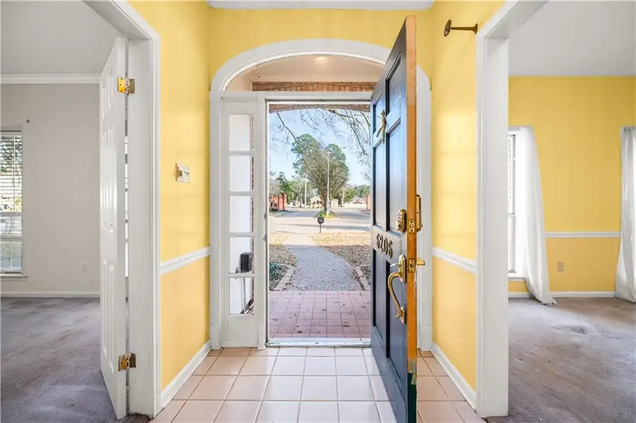 6206 West Pointe Drive, Alexandria, LA 71303 - #3