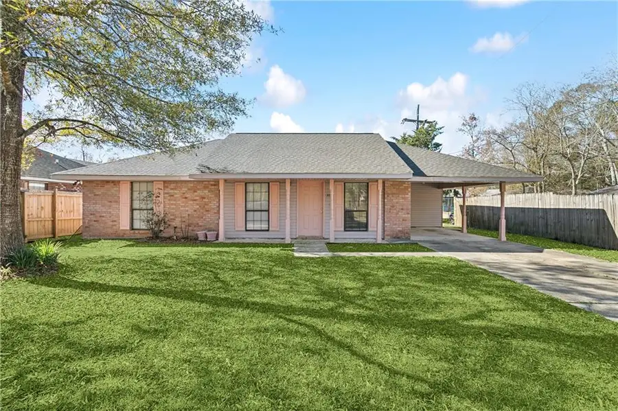 301 Cedar Lane, Ponchatoula, LA 70454 - #2