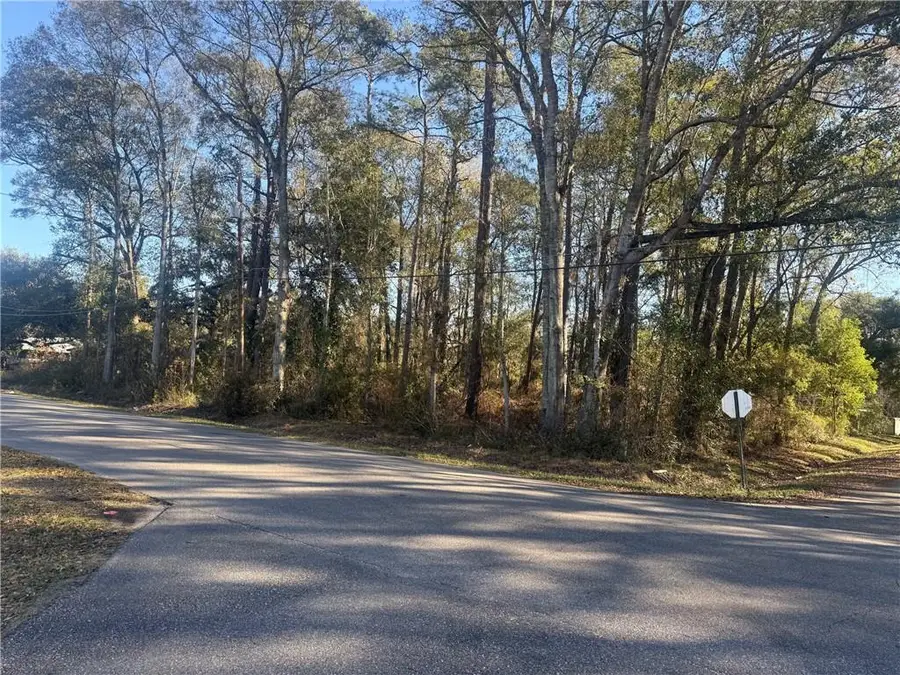 350-70 N Magnolia Street, Slidell, LA 70460 - Image #3