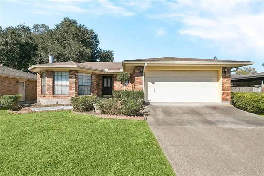 444 Sugarpine Drive, Gretna, LA 70056 - Image #2