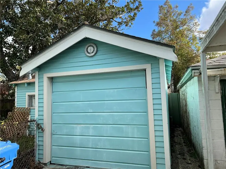 4431 Demontluzin Street, New Orleans, LA 70122 - Image #3