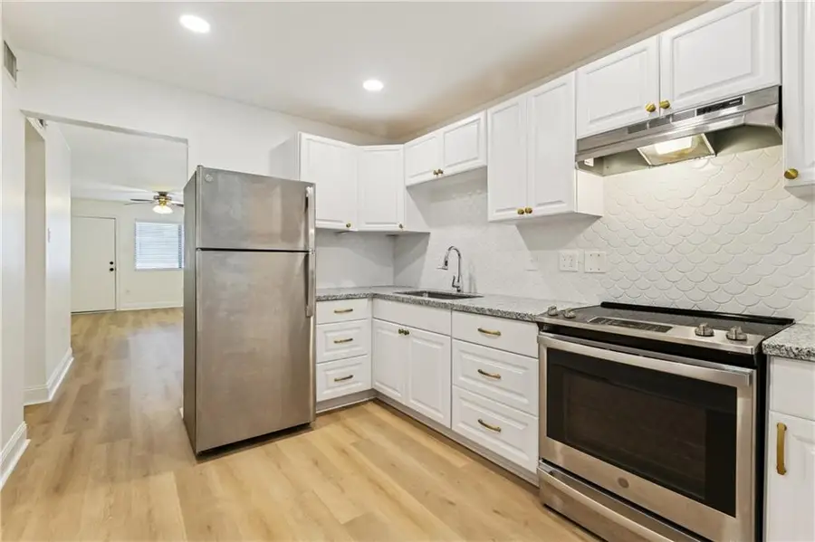 6901 Veterans Memorial Boulevard #13, Metairie, LA 70003 - #2