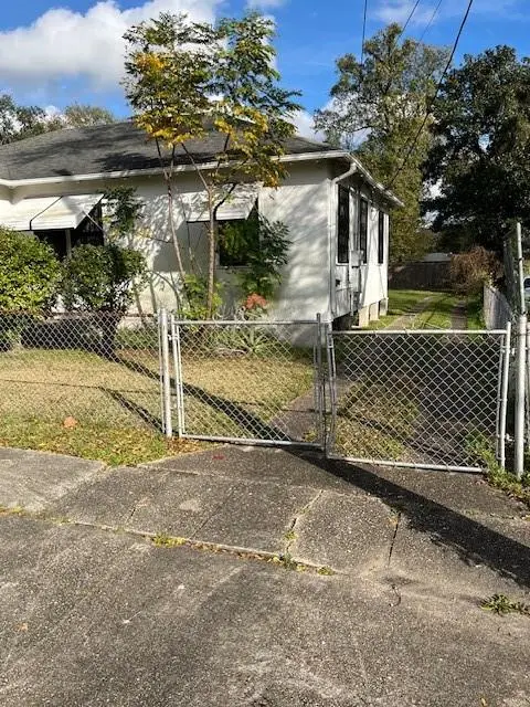 1056 Farragut Street, New Orleans, LA 70114 - Image #2