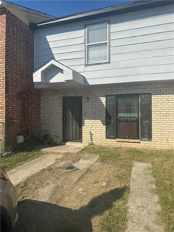 145 Pinewood Court, New Orleans, LA 70114