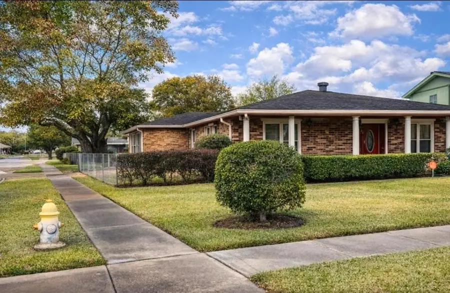 3035 Sullen Pl Place, New Orleans, LA 70131 - Image #2