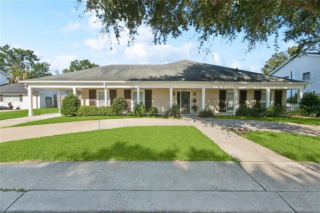122 Imperial Woods Drive, Harahan, LA 70123 - Image #1