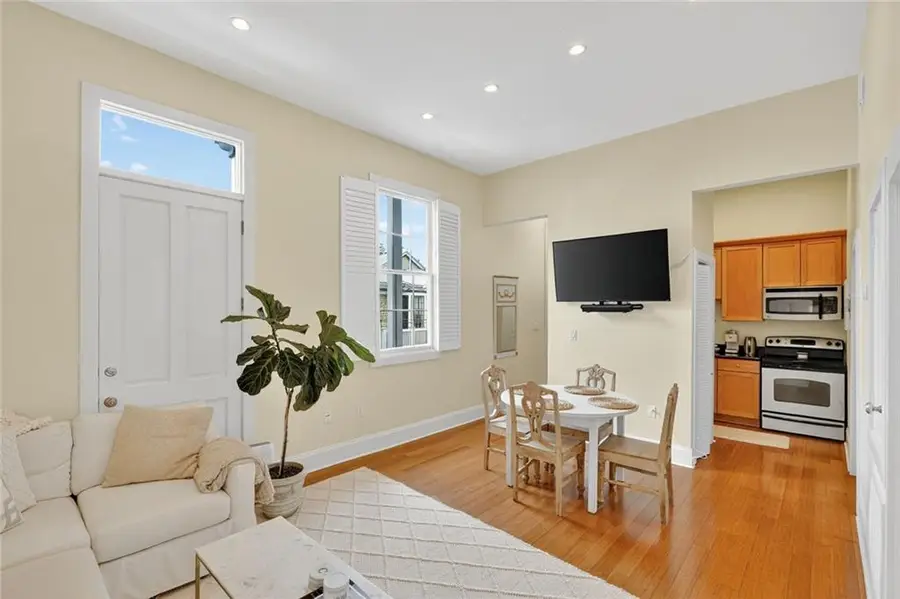 1544 Camp Street #9, New Orleans, LA 70130 - #3