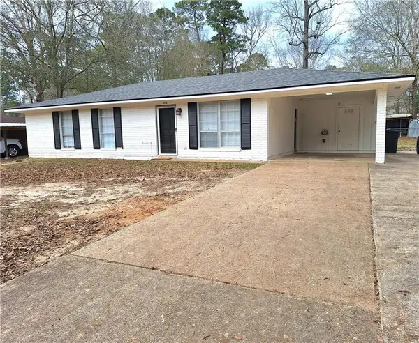 372 Brookwood Drive, Woodworth, LA 71485