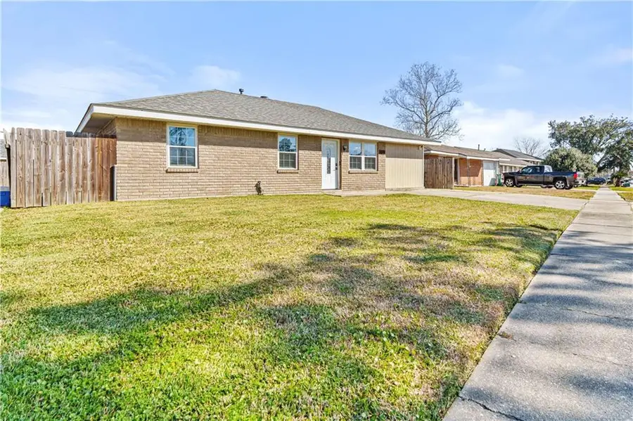132 Helen Drive, Avondale, LA 70094 - Image #2